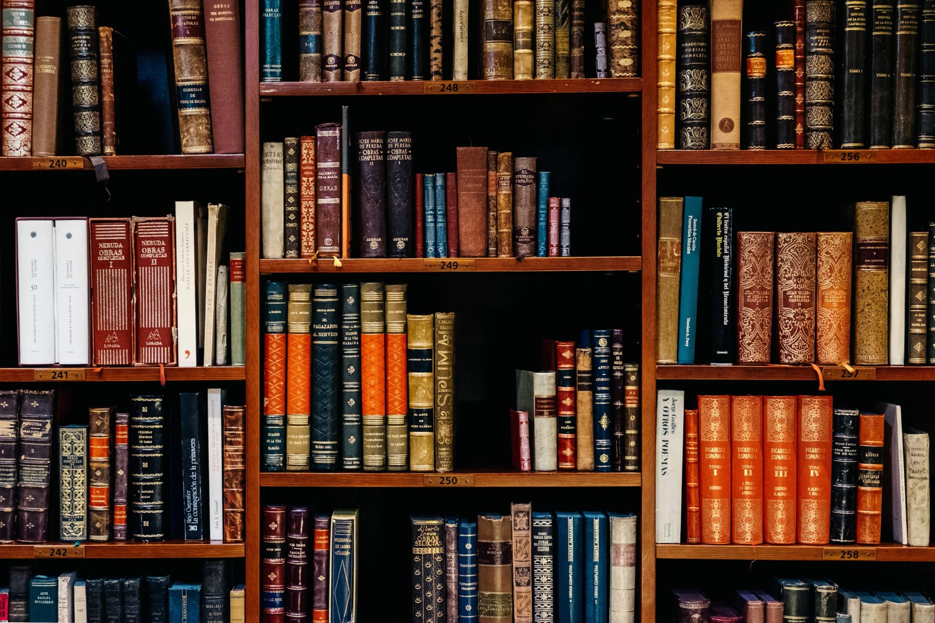 Databricks DataHub
